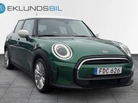 Begagnad Mini Cooper 136 HK (100 kW) 2023 Grön Halvkombi