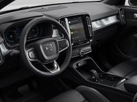 Begagnad Volvo EC40 Plus 188 kW (256 HK) 2025 Vit SUV