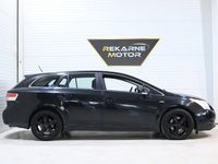 begagnad Toyota Avensis 2.2 Automat 150HK| M-Värme | Skinn | Nyservad