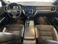 begagnad Volvo V60 CC D4 AWD Momentum VOC|VÄRMARE|DRAG 2020, Kombi