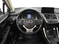 begagnad Lexus NX300h 2.5 AWD Comfort Drag B-Kam 197hk