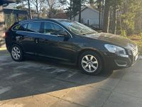 Begagnad Volvo V60 150 HK (110 kW) 2011 Metallic Kombi