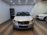 begagnad VW Eos NY KAMREMSATS . LÅG MIL