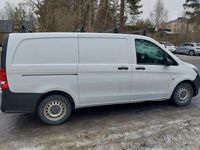 begagnad Mercedes Vito 109 CDI 2,8t MOMSBIL,B-KAM-DVÄR-NYBES