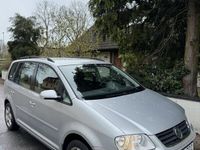 begagnad VW Touran 1.6 FSI - 7sits