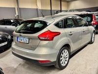 Begagnad Ford Focus Titanium 125 HK (91 kW) 2016 Grå Halvkombi