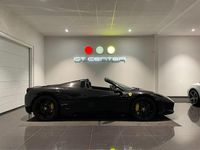 Begagnad Ferrari 458 570 HK (419 kW) 2013 Svart Cab