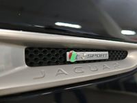 begagnad Jaguar F-Pace 30t AWD R-Sport Pano-Navi-Kamera-SoV 2019, SUV