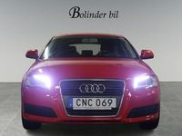 Begagnad Audi A3 Attraction 125 HK (91 kW) 2010 Röd Halvkombi