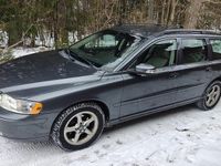Begagnad Volvo V70 Kinetic 170 HK (125 kW) 2008 Grå Kombi