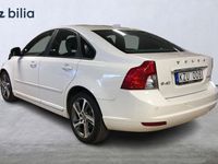 begagnad Volvo S40 D2 N D2 Classic Momentum II 2012 Vit