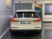 begagnad Volvo V60 CC D4 AWD Geartronic Momentum PANO/S+V