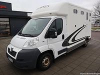 Begagnad Peugeot Boxer 131 HK (96 kW) 2012 Vit svart Van