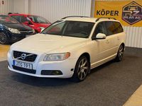 Begagnad Volvo V70 Momentum 145 HK (106 kW) 2009 Vit Kombi
