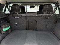 Begagnad Volvo XC40 197 HK (144 kW) 2022 Röd metallic SUV