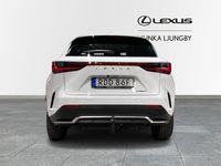 begagnad Lexus NX350h AWD F-Sport S Panorama Drag Moms