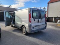 begagnad Renault Trafic Skåpbil 2.9t 2.0 dCi Euro 4