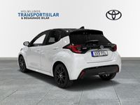 begagnad Toyota Yaris Hybrid 1.5 5D Style Bi-Tone, JBL, Säkerhetspake