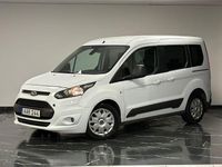 Begagnad Ford Tourneo Connect 150 HK (110 kW) 2015 Vit Minibuss
