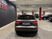 Begagnad Audi A3 Attraction 110 HK (80 kW) 2014 Grå Kombi