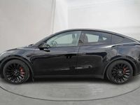 Begagnad Tesla Model Y Performance 392 kW (534 HK) 2024 Svart SUV