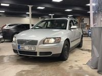 Begagnad Volvo V50 140 HK (102 kW) 2006 Grå Kombi