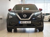 Begagnad Nissan Juke N-Connecta 117 HK (86 kW) 2021 Black & sunset red roof SUV