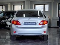 Begagnad Toyota Corolla 124 HK (91 kW) 2008 Silver Sedan