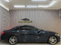Begagnad Mercedes E220 AMG 194 HK (142 kW) 2017 Mörkgrön Sedan