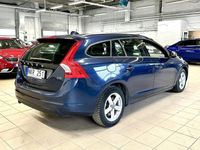 begagnad Volvo V60 D2 Powershift Kinetic S+V Däck