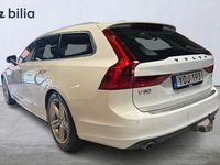 Begagnad Volvo V90 Momentum 192 HK (141 kW) 2018 Vit Kombi