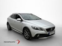 Begagnad Volvo V40 Ocean Race 114 HK (83 kW) 2014 Silver Halvkombi