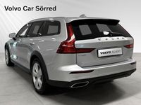 begagnad Volvo V60 CC B4 AWD