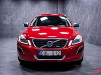 Begagnad Volvo XC60 R-Design 205 HK (150 kW) 2010 Röd SUV