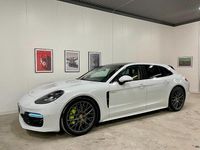 Begagnad Porsche Panamera Sport Turismo 330 HK (242 kW) 2018 Vit Kombi