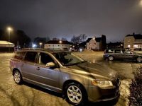 begagnad Volvo V70 2.4D Momentum Euro 4