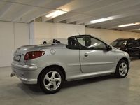 begagnad Peugeot 206 CC 1.6 109hk Sport Cab Nybesiktigad , Nyservad