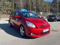 begagnad Toyota Verso 2.2 D-4D 150hk Automat 7-sits Dragkrok 16600mil