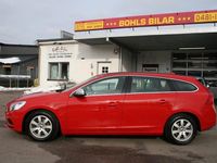 Begagnad Volvo V60 R-Design 116 HK (85 kW) 2012 Röd Kombi