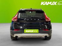 Begagnad Volvo V40 Ocean Race 152 HK (111 kW) 2016 Svart Halvkombi