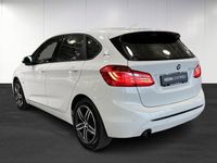 begagnad BMW 225 xe i Performance