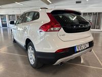 begagnad Volvo V40 CC T3 Geartronic Kinetic Euro 6 SoV