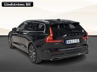 Begagnad Volvo V60 355 HK (261 kW) 2022 Svart Kombi