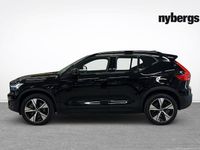 Begagnad Volvo XC40 Core 172 kW (234 HK) 2022 Svart SUV