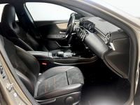 Begagnad Mercedes A250 AMG line 218 HK (160 kW) 2020 Silver Kombi