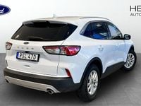 Begagnad Ford Kuga Titanium 150 HK (110 kW) 2022 Vit SUV