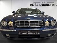 Begagnad Jaguar XJ 207 HK (152 kW) 2006 Blå Sedan