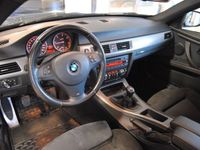 begagnad BMW 320 d Coupé LCI M-Sport, Comfort 184hk