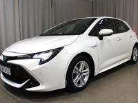 Begagnad Toyota Corolla Hybrid Active 123 HK (90 kW) 2019 Vit Halvkombi