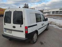 Begagnad Opel Combo 94 HK (69 kW) 2010 Minibuss